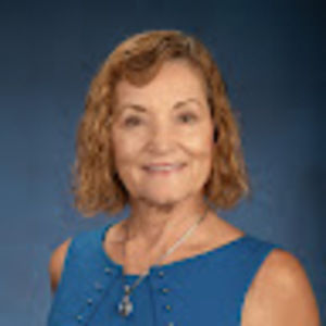 Meet your Posher, Bonnie e.